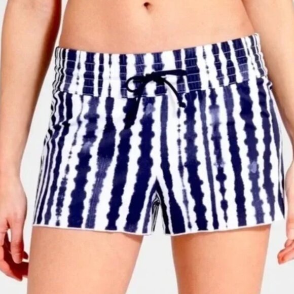 Athleta Pants - Athleta Wavebreak Swim shorts 3"  size Medium. Like New!